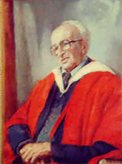 Portrait of Professor Emeritus Dr Vernon Griffiths