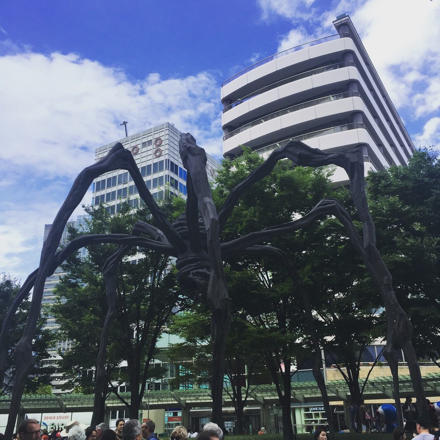 Louise Bourgeois, Maman, Roppongi Hills, Tokyo. Photo: Lara Strongman