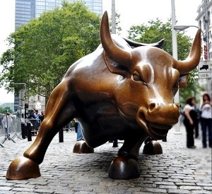 Arturo Di Modica Charging bull. Bronze. Wall Street, New York