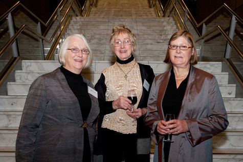 Ann Betts (centre) with gallery director Jenny Harper (right) and colleague Judith Hoult (left) at the Gallery Guides 30th Anniversary function, 2009
