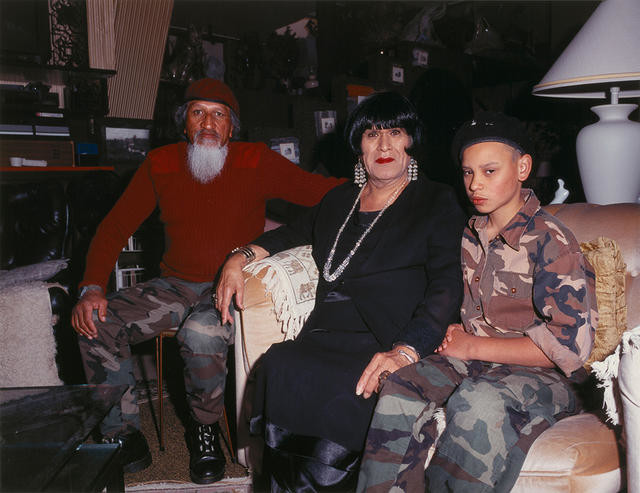 Andrew, Chrissy and Nicholas Witoko Manuel, Wellington, 2001