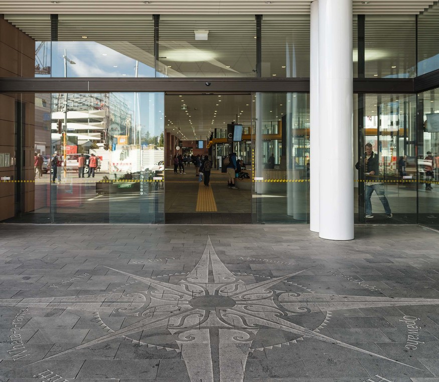 Te Kapehu, designed by Arapata Reuben and Hori Mataki, outside the entrance to the Hine-Pāka Bus Interchange. Photo: John Collie