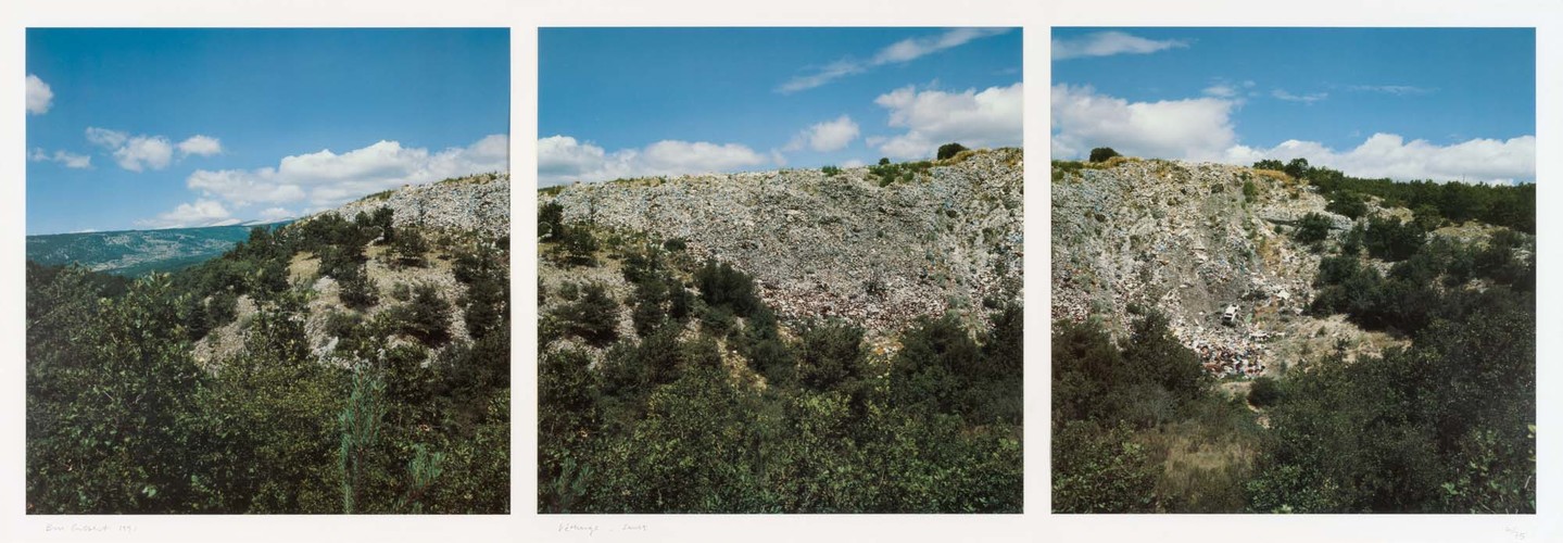Bill Culbert Décharge, Sault. Photograph. Collection of Christchurch Art Gallery Te Puna o Waiwhetū, purchased 1991. Reproduced courtesy the Estate of Bill and Pip Culbert
