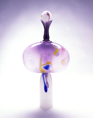 Tony Kuepfer Violetta 1983. Glass. Collection of Christchurch Art Gallery Te Puna o Waiwhetū, purchased 1983