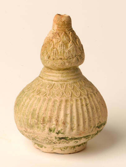 Double gourd-shaped bottle