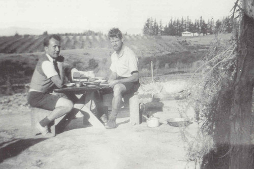 Toss Woollaston and Rodney Kennedy enjoying Weetbix for breakfast at Mapua. Late 1930s. Illustrated in Gerald Barnett, Toss Woollaston: An Illustrated Biography, Wellington, 1991, p.22